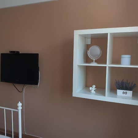 Apartman Jovana Sremska Mitrovica Exterior foto