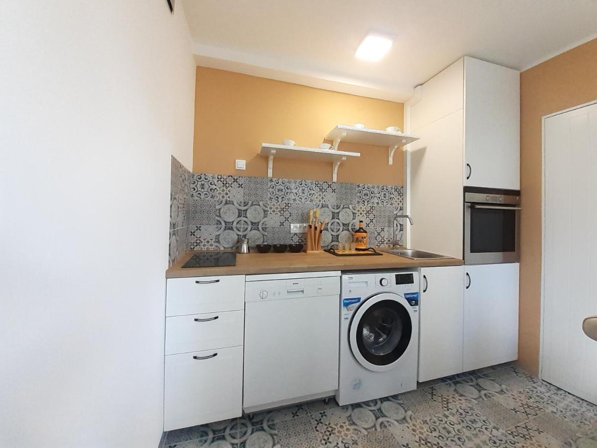 Apartman Jovana Sremska Mitrovica Exterior foto